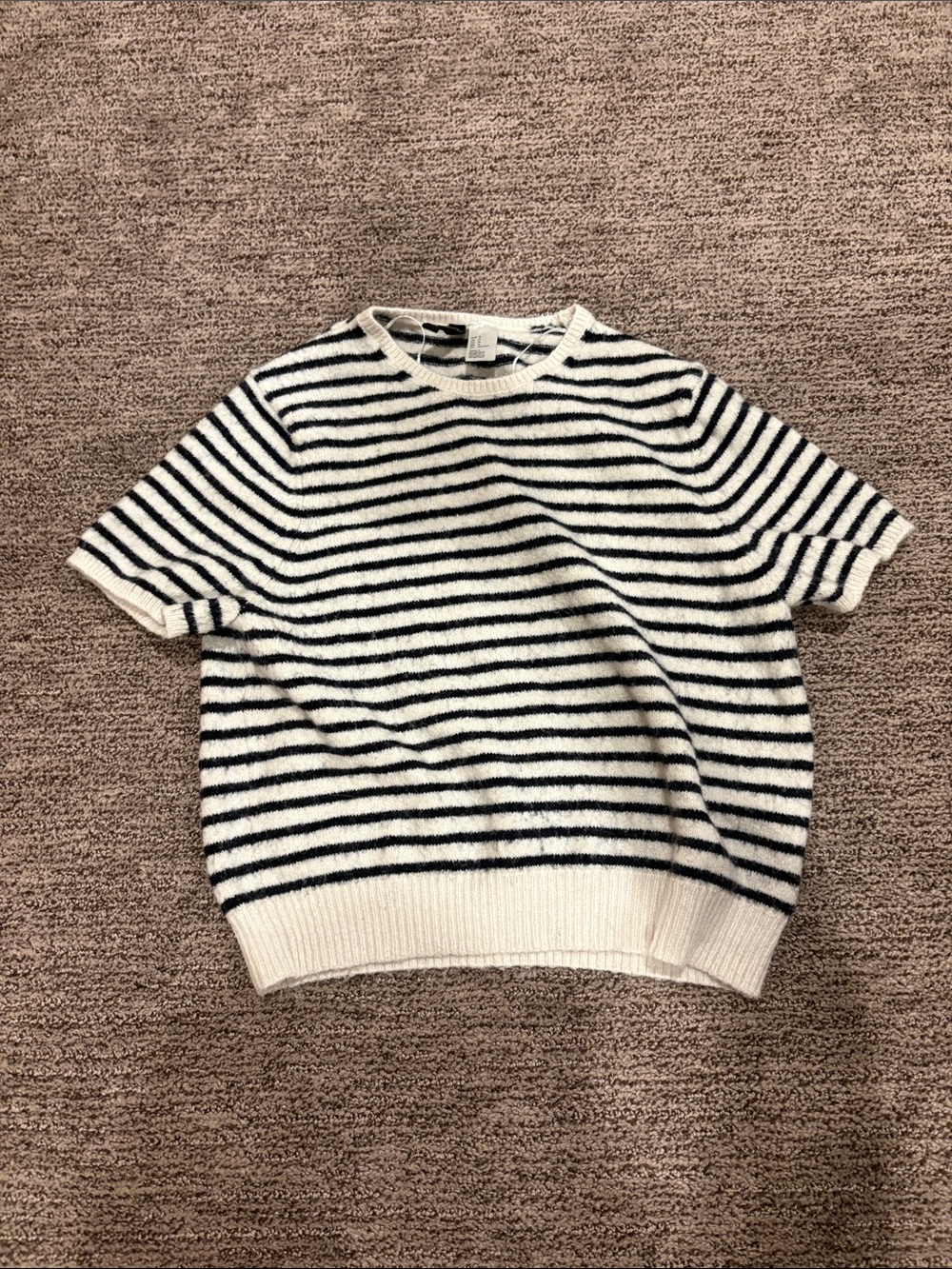H&M Womens Crewneck Short-Sleeve Sweater in White and Black Stripes